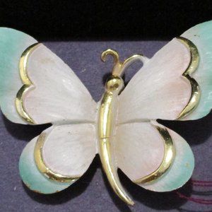 brooch